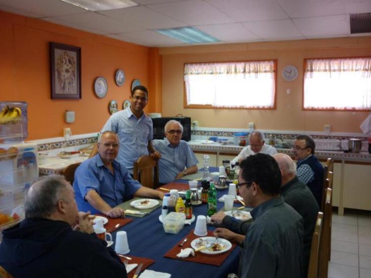 Almuerzo con Padre Provincial 006_800x600