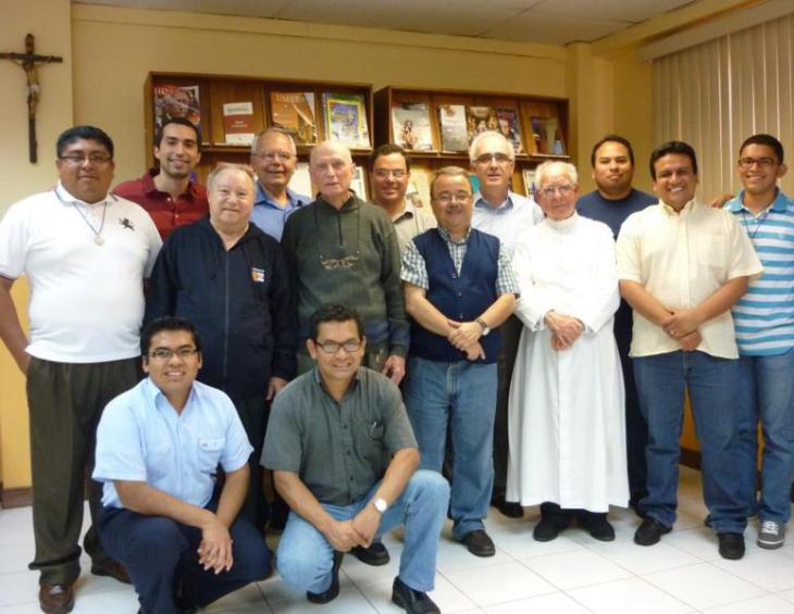 Almuerzo con Padre Provincial 008_775x600