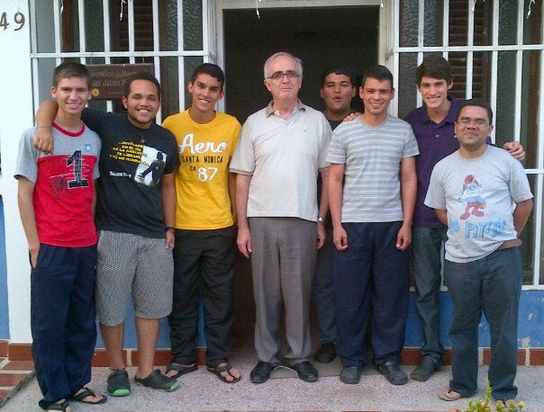 558067_10200564493654481_1958392990_n