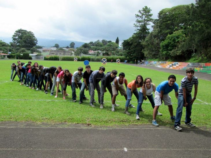 421289_585750638123236_721933233_n