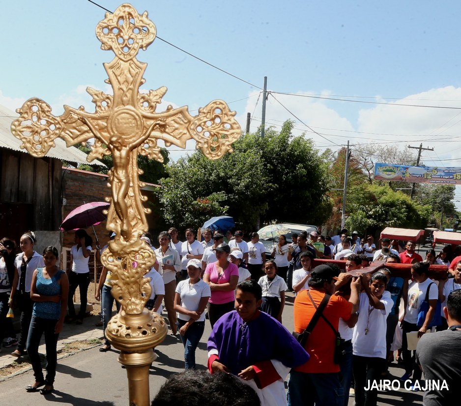 Viacrucis-Sangre-Cristo-1