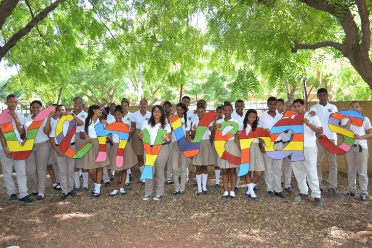 10717459_782511561810033_693279356_n