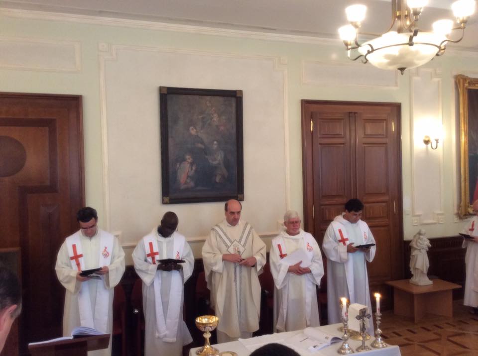 11040509_10205047592805586_6454642026162077944_n